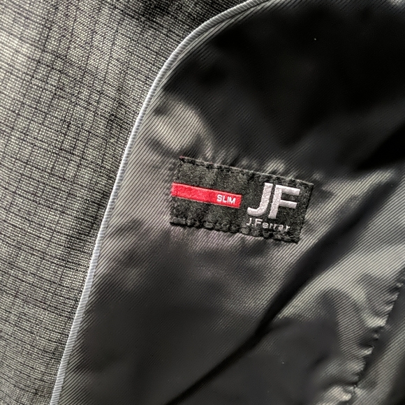 J. Ferrar suit - Picture 2 of 2